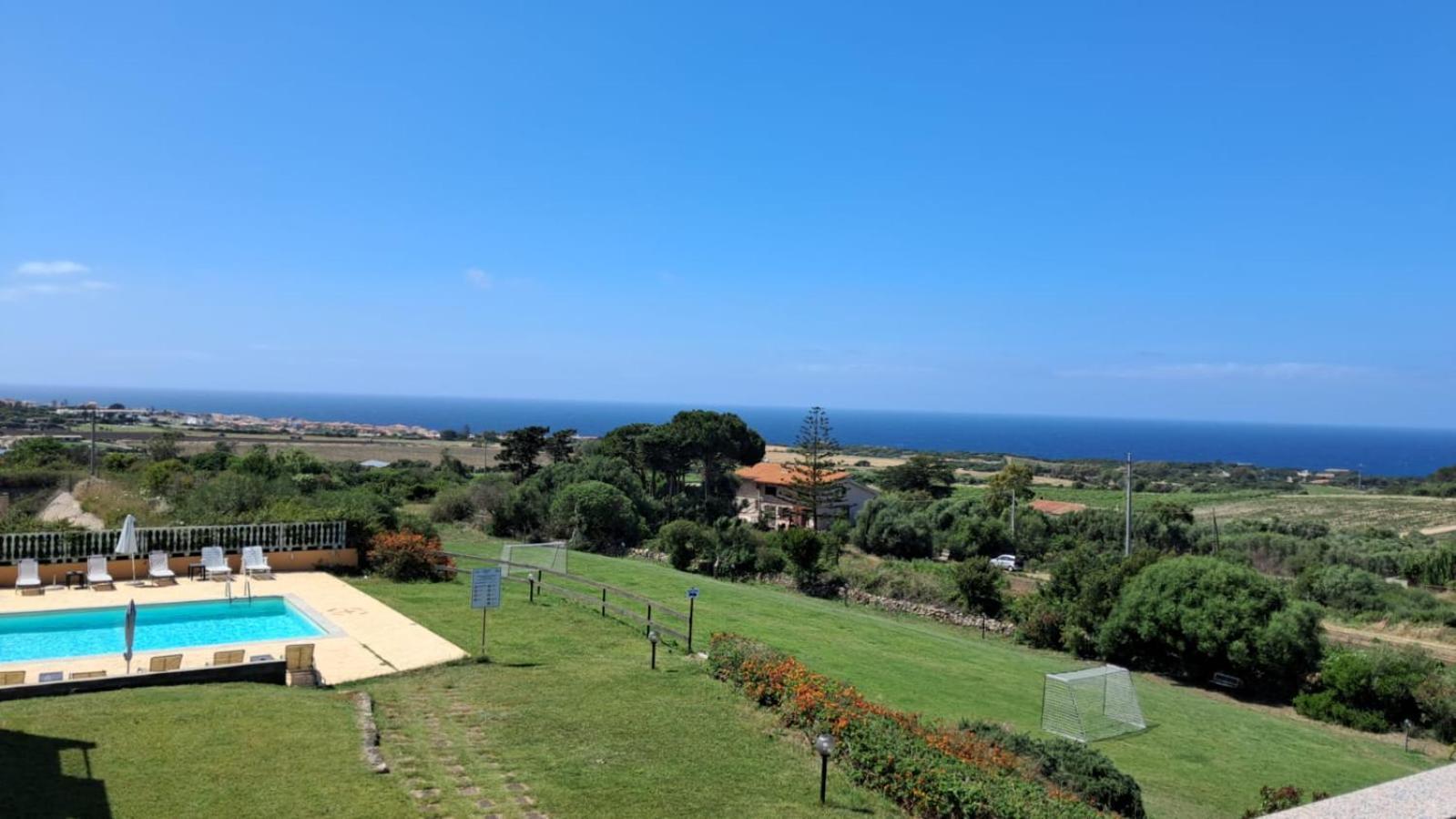 Abbaidda Hotel Valledoria Kültér fotó
